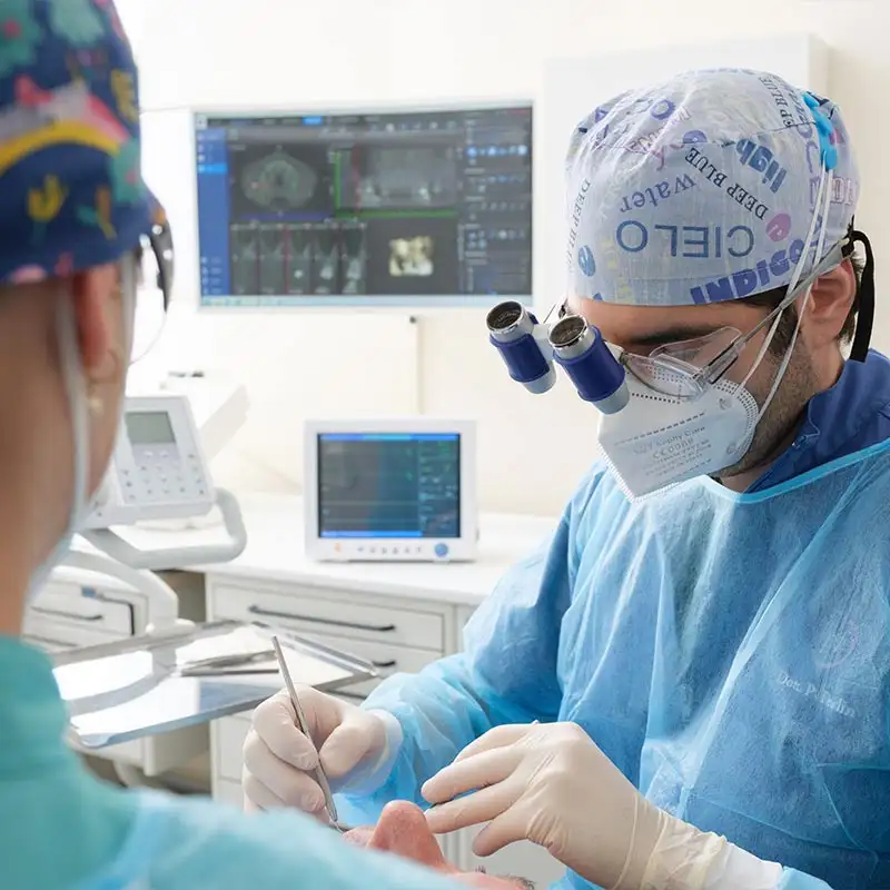 Impianti dentali - Studio dentistico Ferlin Implantologia a Carico immediato